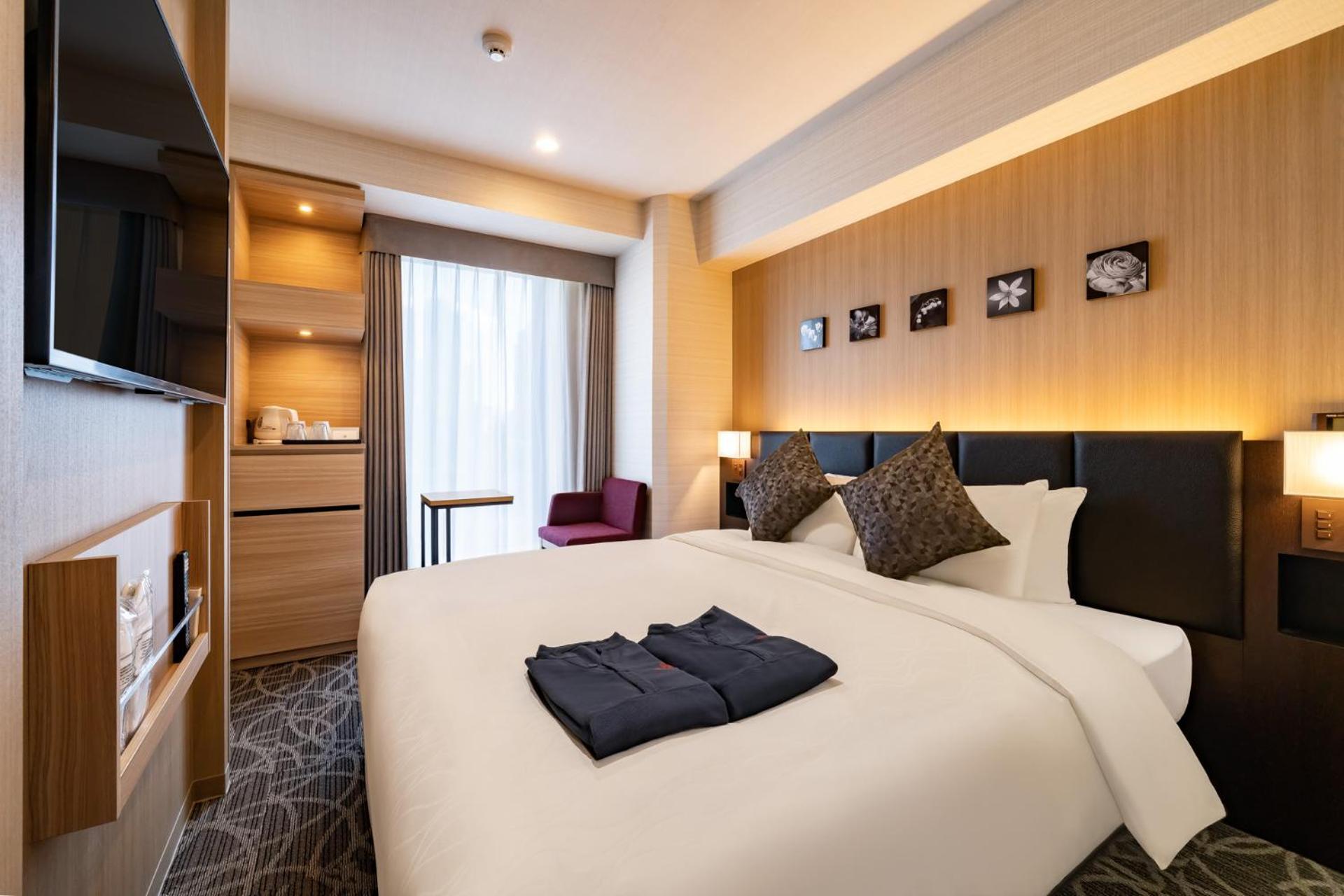 Hotel Shuranza Makuhari Bay Тіба Екстер'єр фото